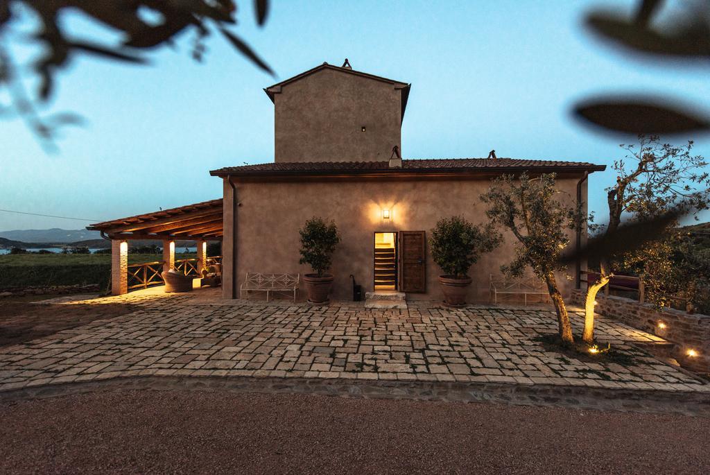 Torre Di Baratti Bio Resort 波普洛尼亚 外观 照片
