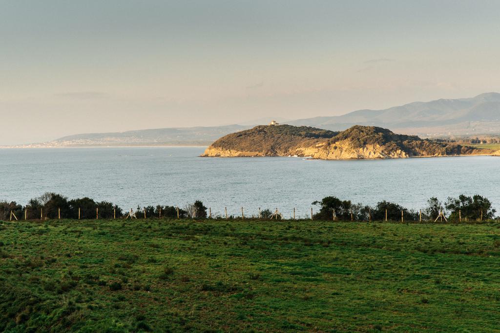 Torre Di Baratti Bio Resort 波普洛尼亚 外观 照片
