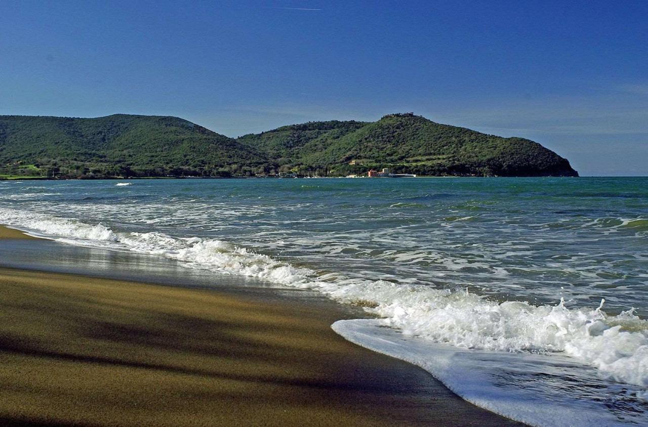 Torre Di Baratti Bio Resort 波普洛尼亚 外观 照片